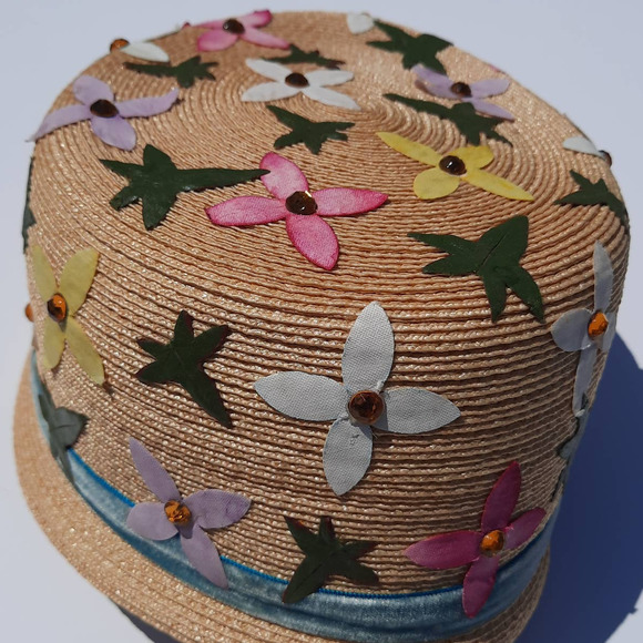 Vtg Chanda Engel-Fetzer| Straw Hat With Flower Appliques - Picture 3 of 6